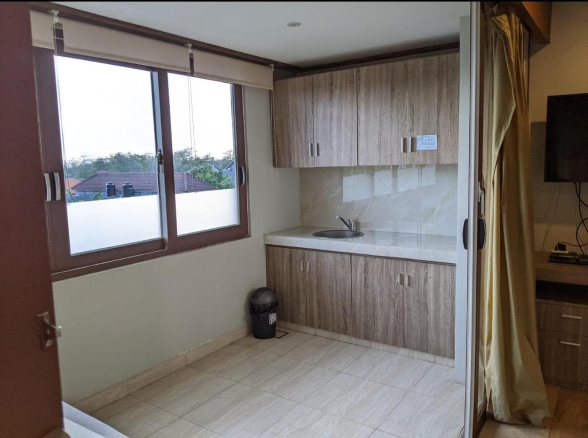 Puri Sabina Bed & Breakfast Jimbaran Zewnętrze zdjęcie
